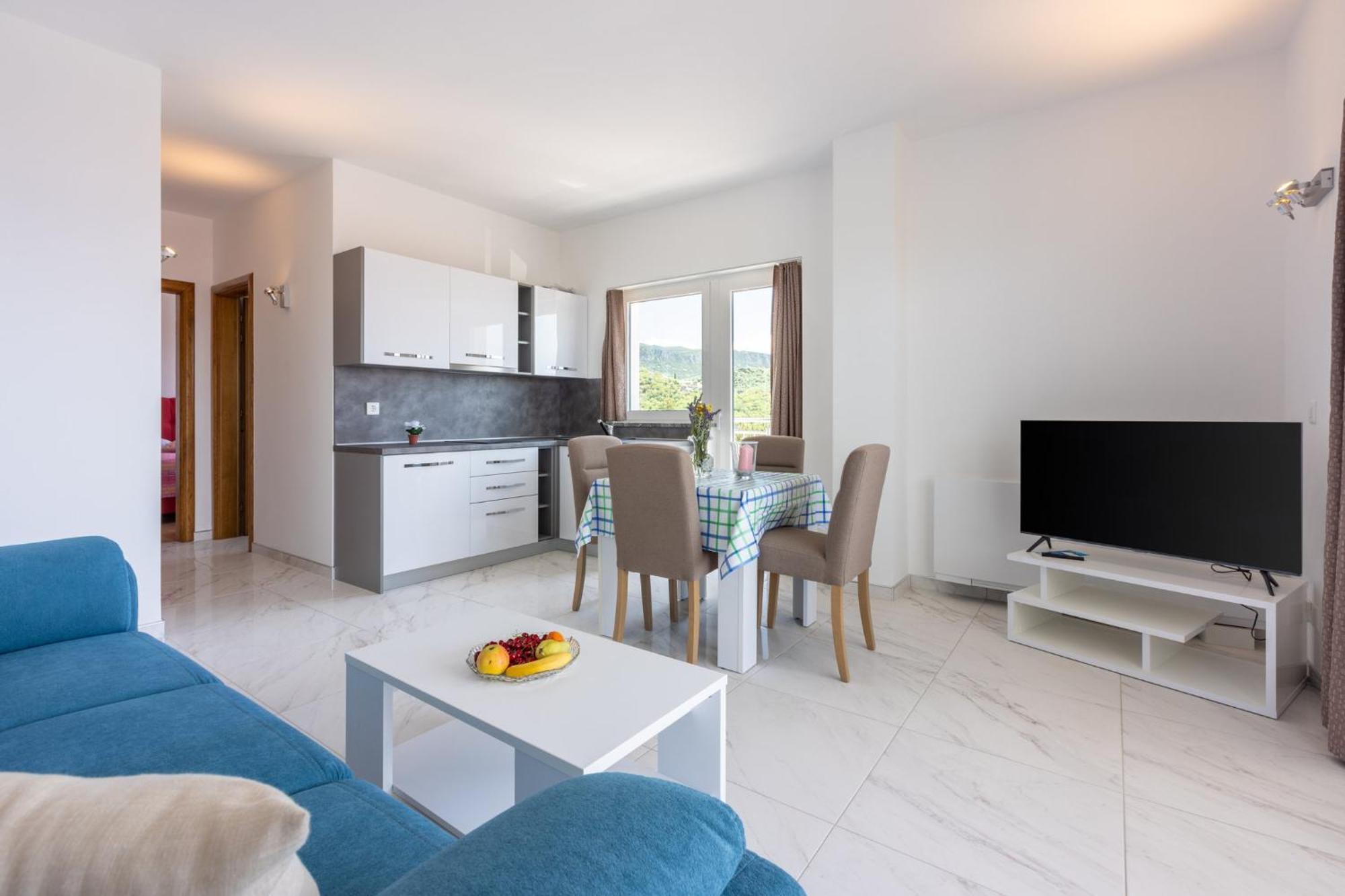 Apartments Sunshine D ツリクヴェニツァ エクステリア 写真
